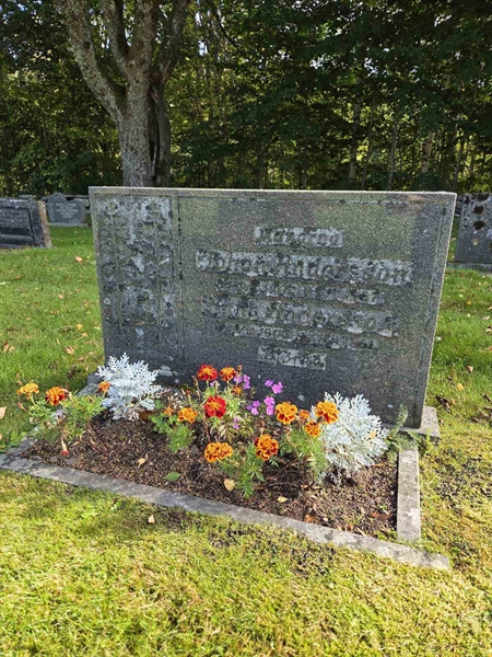 Grave number: T A E  1089-1090