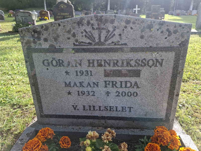 Grave number: 001 4  3301