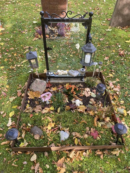 Gravnummer: 1 H   172