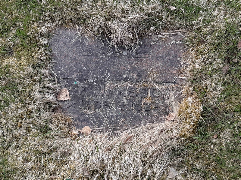 Grave number: KA 02    20