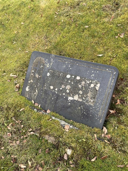 Grave number: Tsk 75 08    96