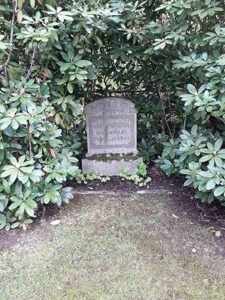 Grave number: SB 10    12, 13, 14