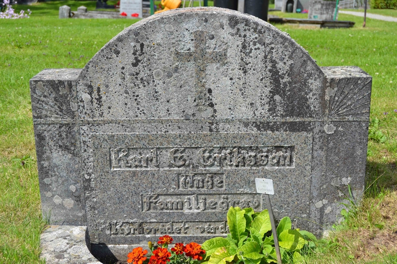 Grave number: 1 F   444