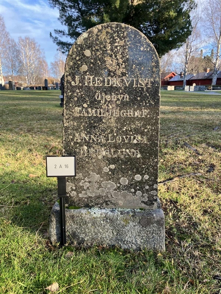 Hautatunnus: 2 A    16