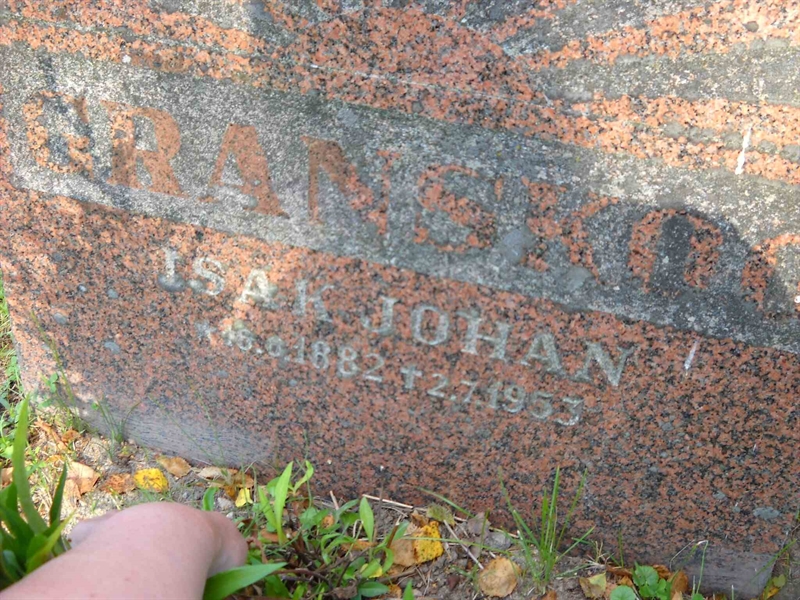 Grave number: 3 MB 16 76