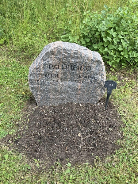 Grave number: 1 13     6