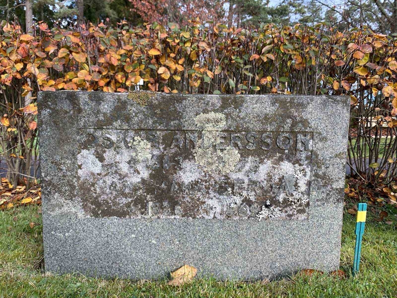 Hautatunnus: 1 24     76