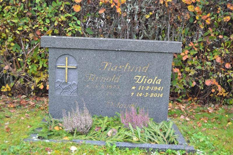 Grave number: 12 2   188-189
