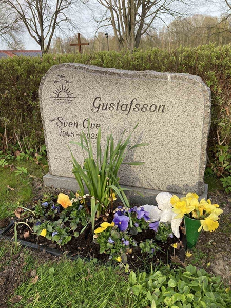 Grave number: Kärn ny B    51-52-53