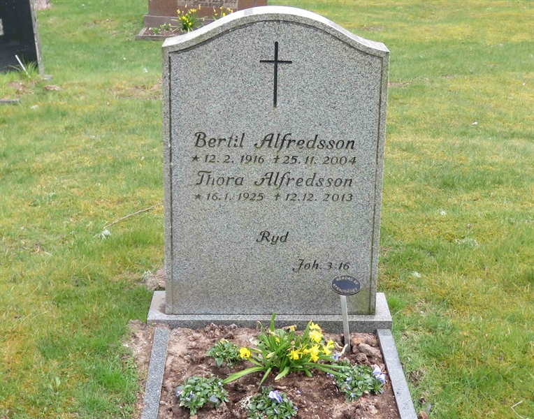 Grave number: 01 B   191, 192
