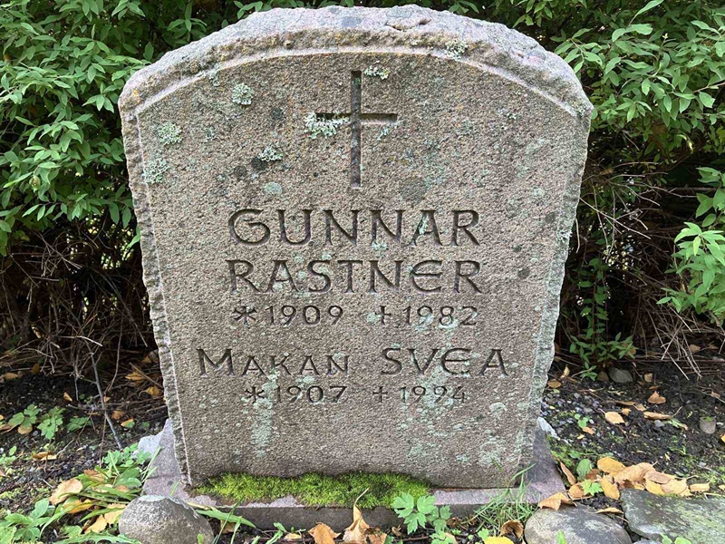 Grave number: 1 2  4641