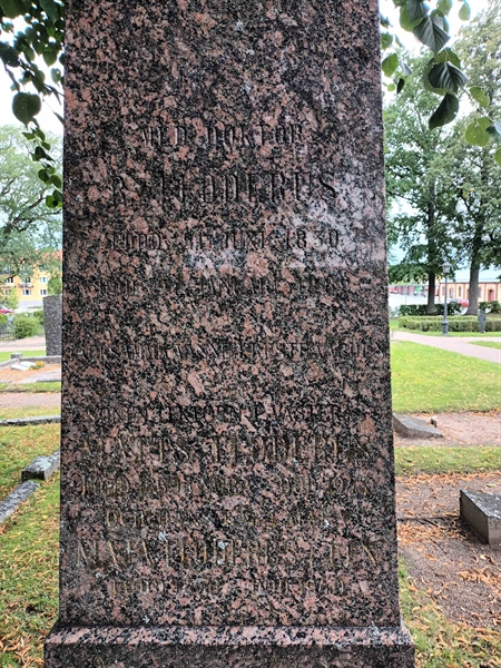 Grave number: SÖ 06   119