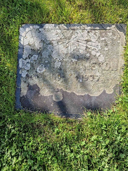 Grave number: 1 06    22