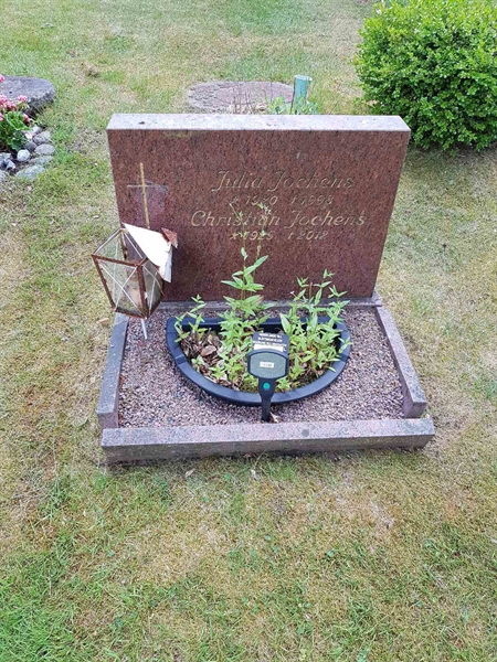 Grave number: 01 14288