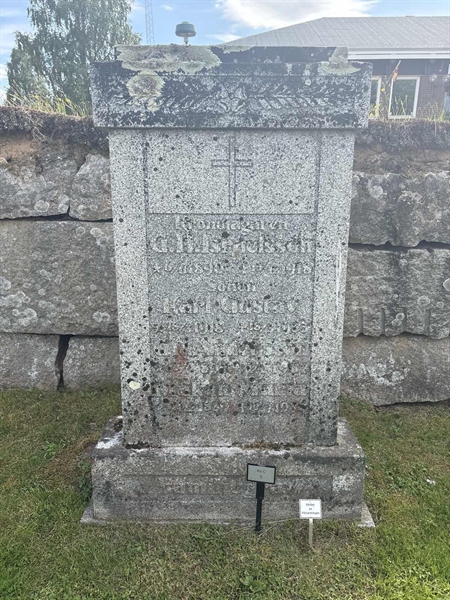 Grave number: 003 C     5