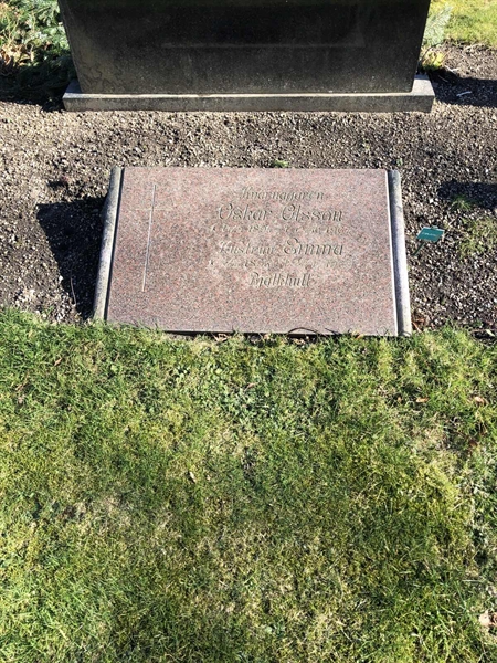 Grave number: FR A    31, 32
