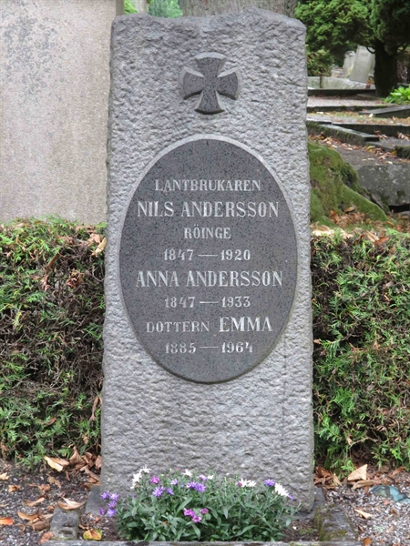 Grave number: HÖB 8   205