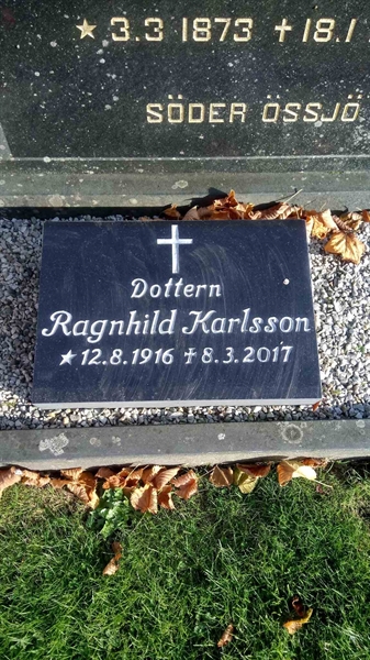 Grave number: SKF D   131, 132