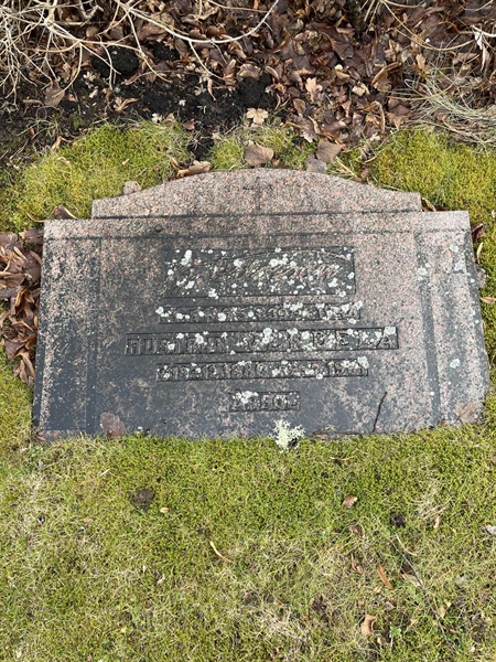 Grave number: Ärt 44 15    77+78