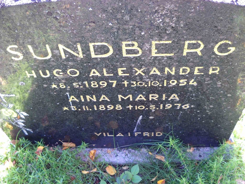 Grave number: 3 MB 17 29-30