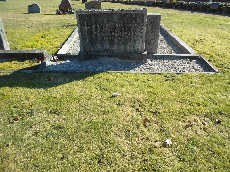 Grave number: NÅ G5    30, 31