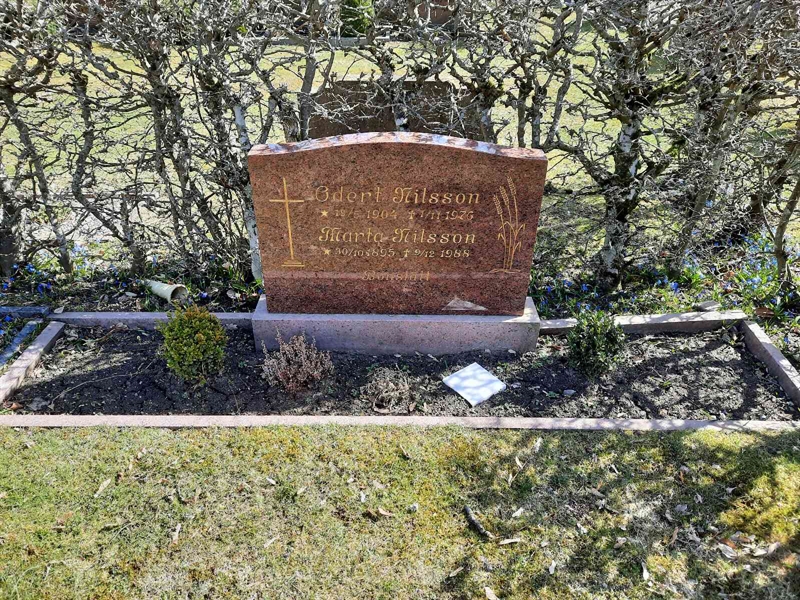 Grave number: ON E   181-182