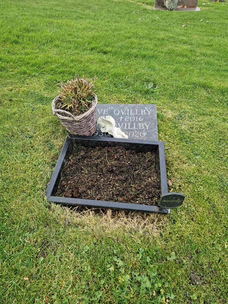 Grave number: KG 09   664