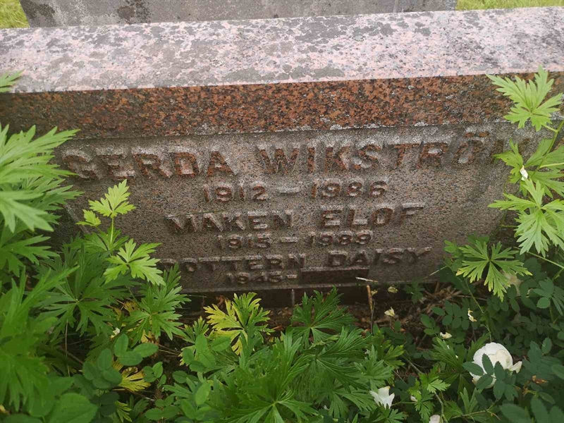 Hautatunnus: PK    52A