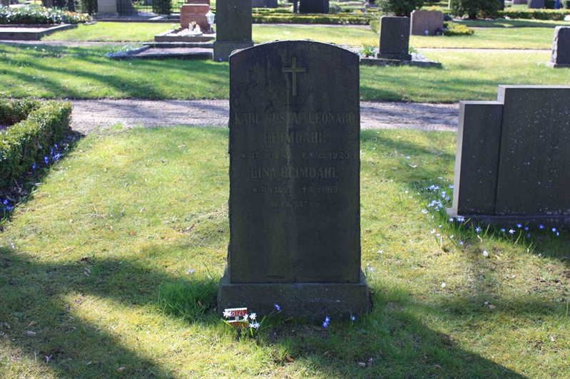 Grave number: Ö 08i   176, 177, 178