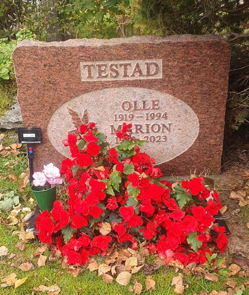 Grave number: 1 R    87A