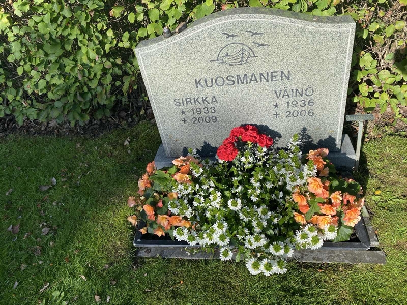 Grave number: G 26    38-39