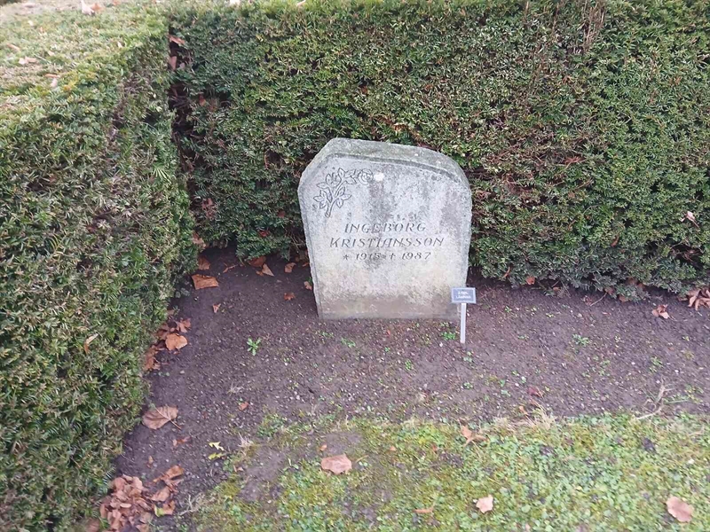 Grave number: FE E    36