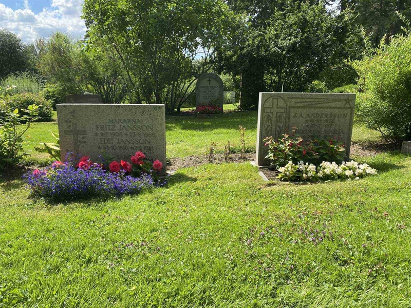 Grave number: 6 2   313-315