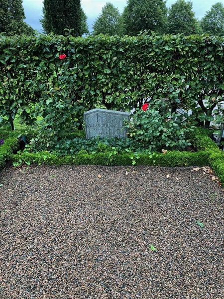 Grave number: Kå 49     2, 3