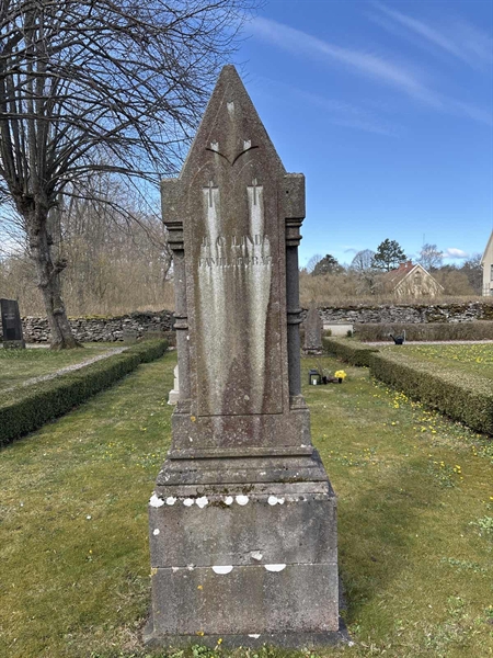 Grave number: FA 4