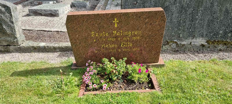 Grave number: LM 3 52  003