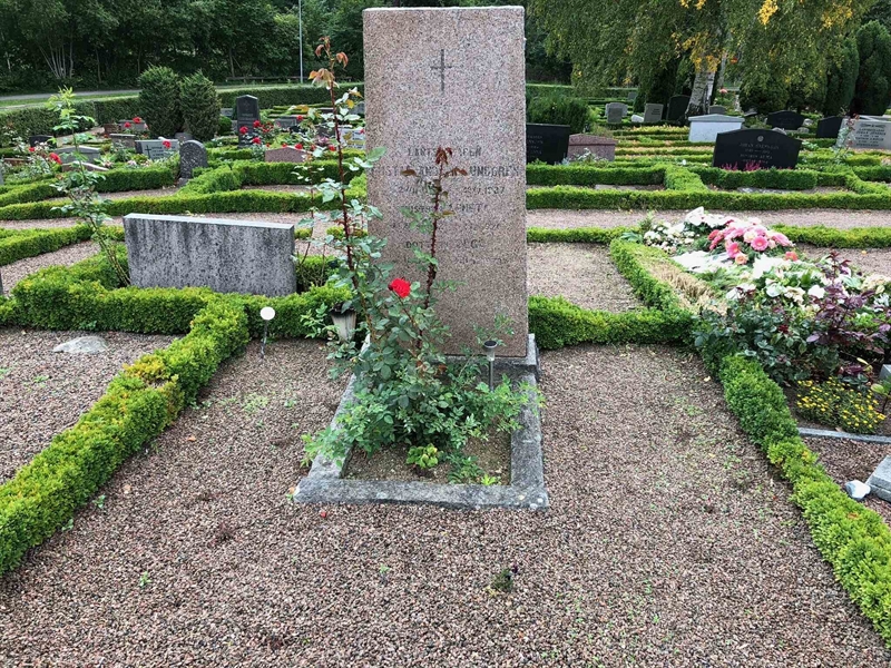 Grave number: Kå 23    40, 41