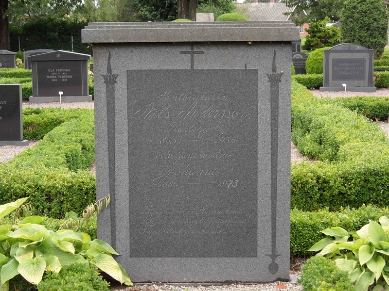 Grave number: VK D    32