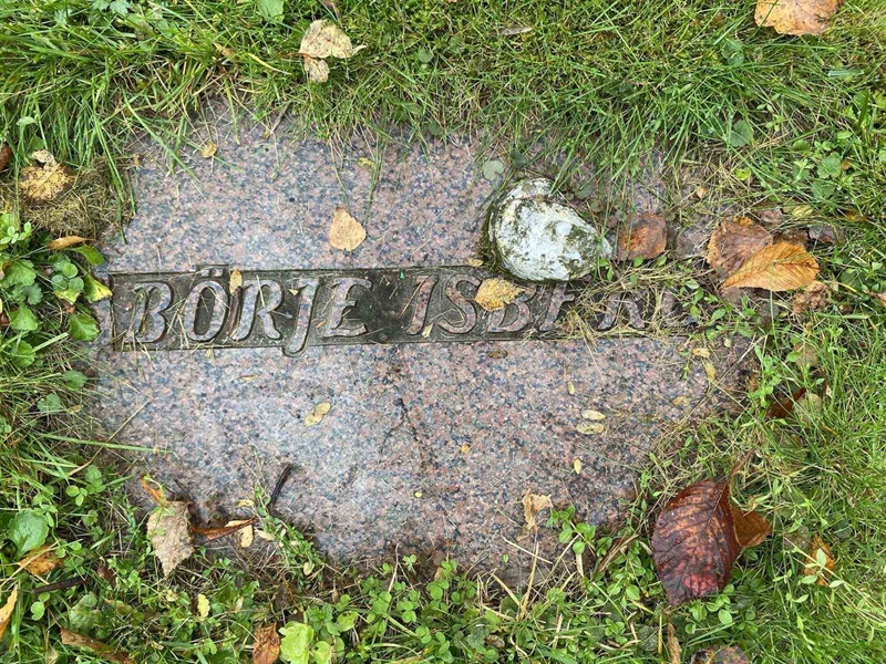 Hautatunnus: 1 24    184