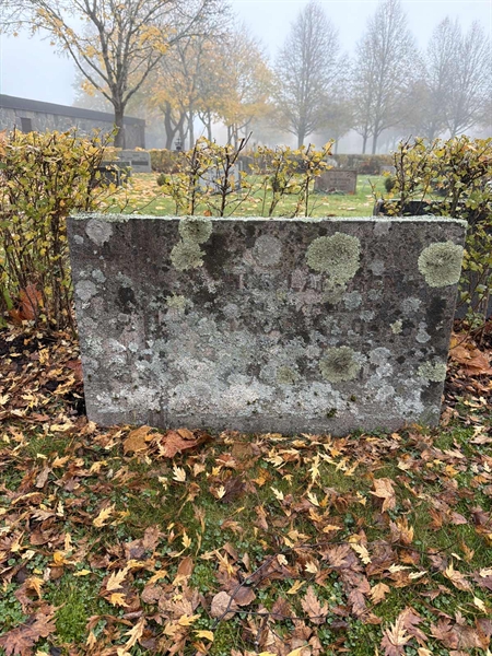 Grave number: 2 12    79-80