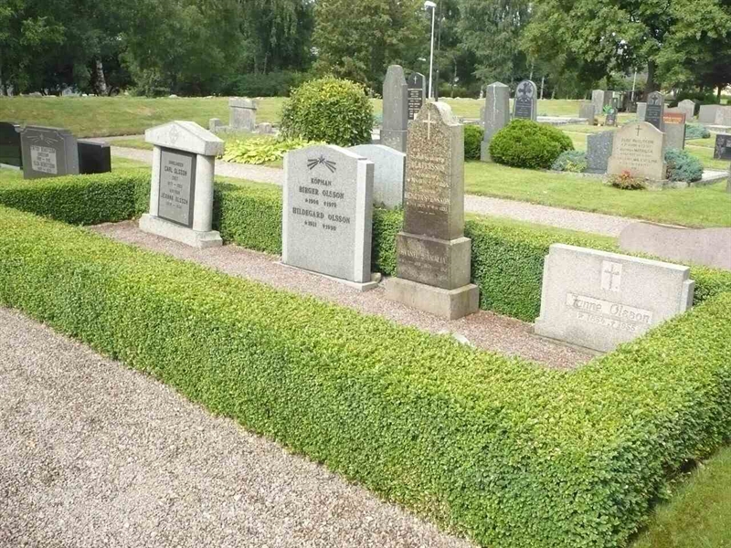 Grave number: RK G 1     6, 7