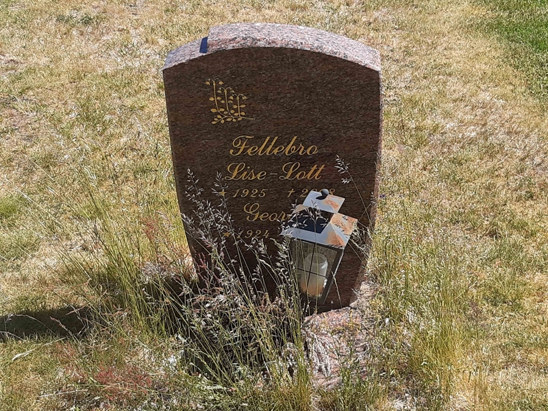 Grave number: JÄ 12    77