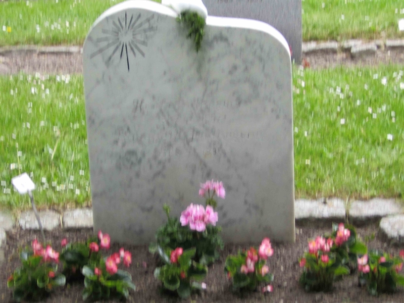 Grave number: 1 25    64