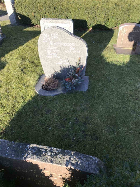 Grave number: SN 03   224