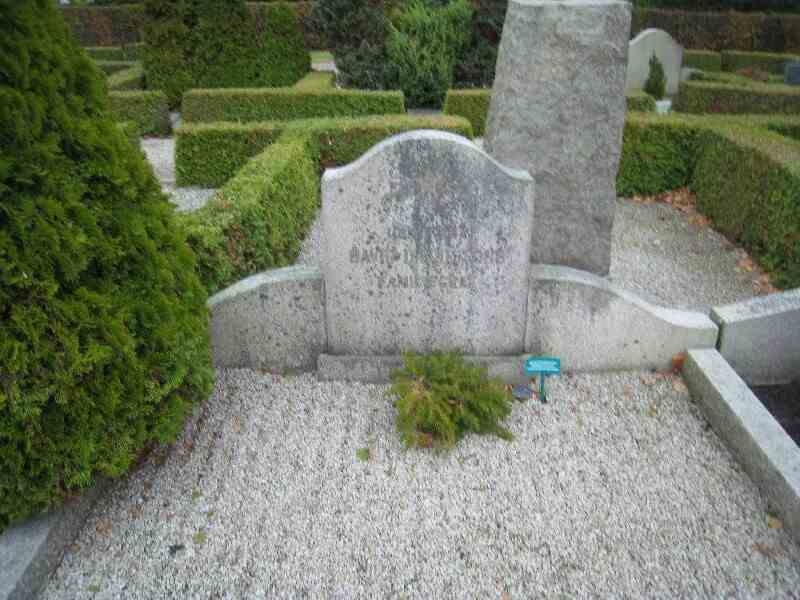 Grave number: VK IV     6