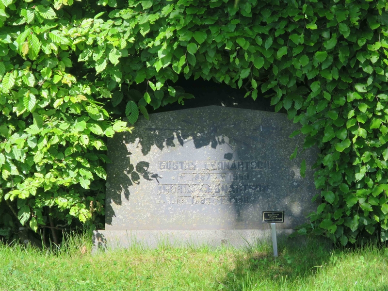 Grave number: HÖB 30     8