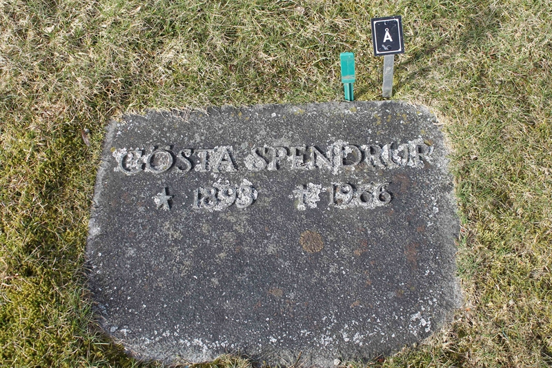 Grave number: ÖKK 6   340