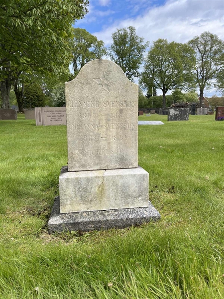 Grave number: SU 03 339