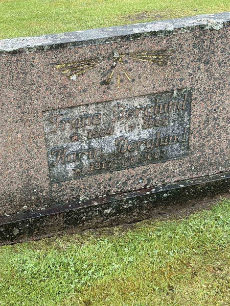 Grave number: SKF D    76, 77