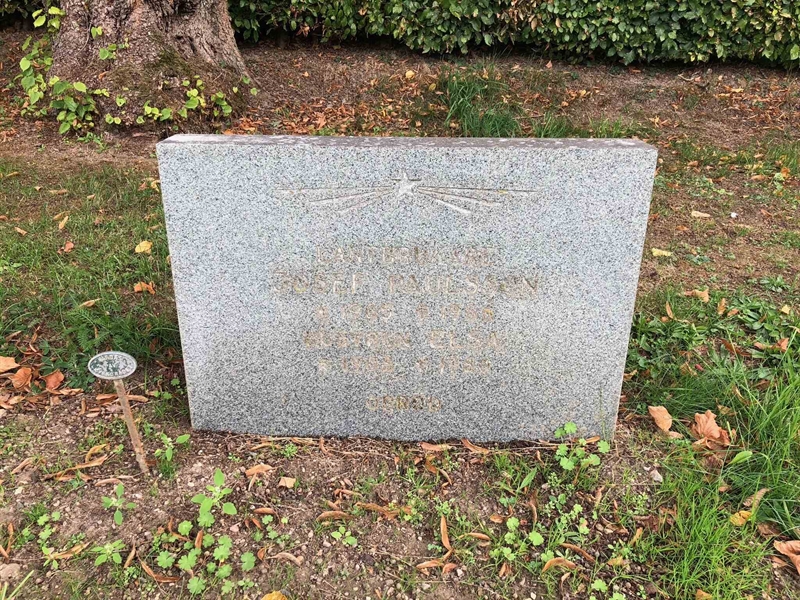 Grave number: AK 03    96, 97